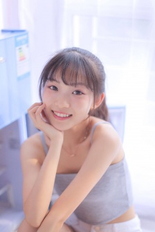 乳欲荡OVA动漫她的电影院